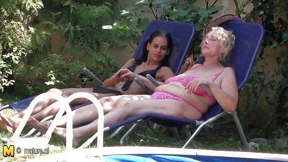 Penny Pax e Violet Monroe treinando seus bichanos com tesão vídeo de pornô brasileiro grátis